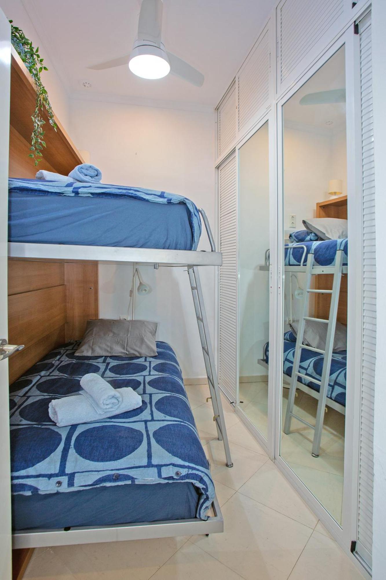 Cadizz- El Faro Del Manteca Apartment Екстериор снимка