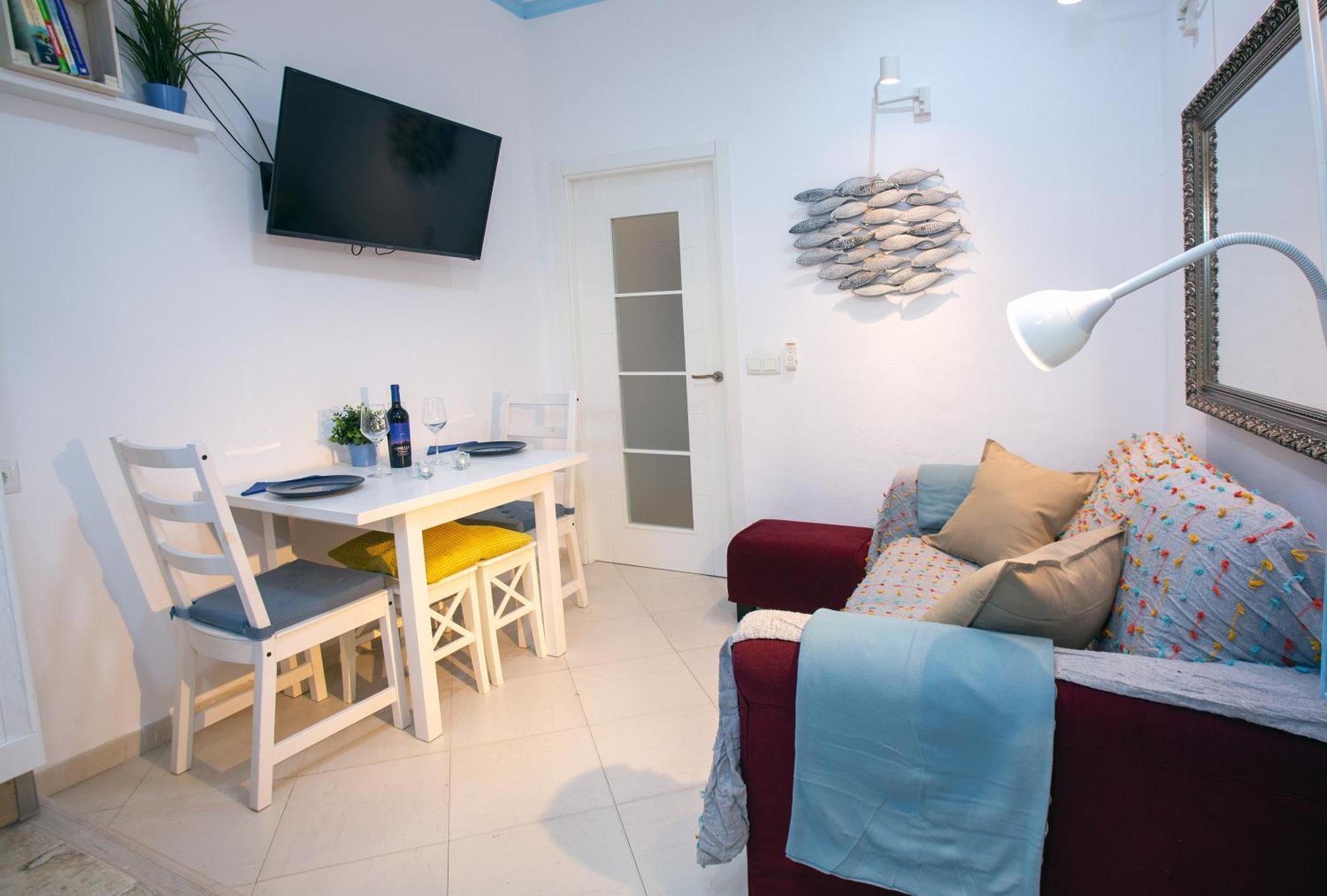 Cadizz- El Faro Del Manteca Apartment Екстериор снимка